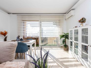 Flat with balcony for sale in Carrer DOMENECH I MUNTANER DE