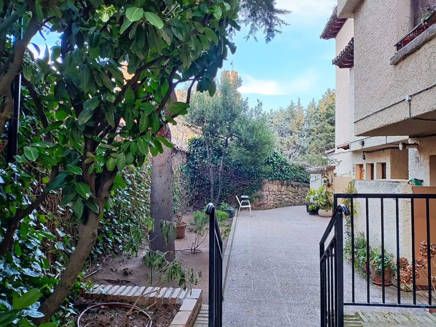 Exterior view of Detached homes for sale in Manzanares El Real  with Heating, Private garden and Terrace