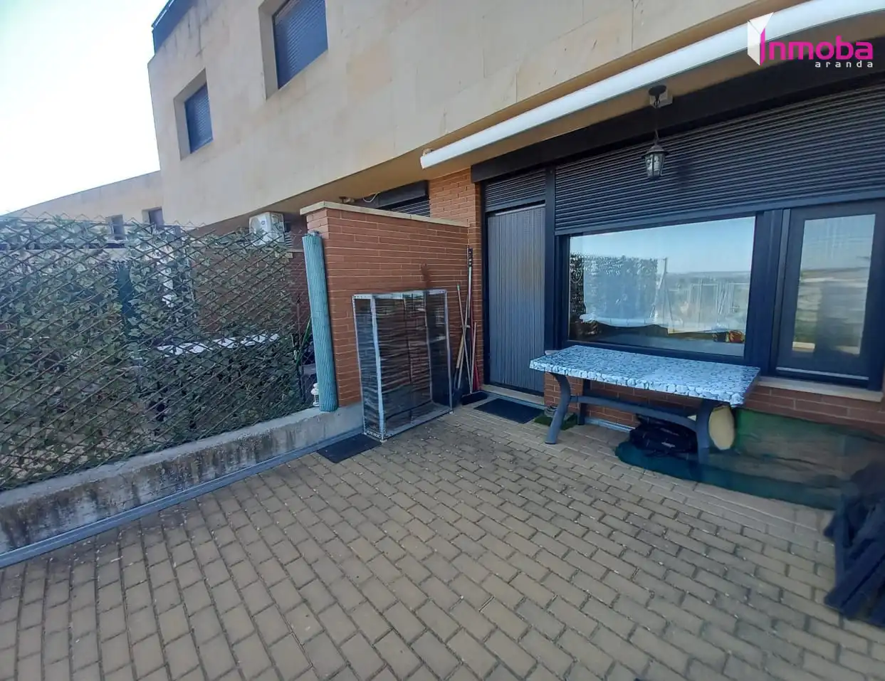 Terrassa de Casa o xalet en venda en Aranda de Duero amb Calefacció, Jardí privat i Parquet