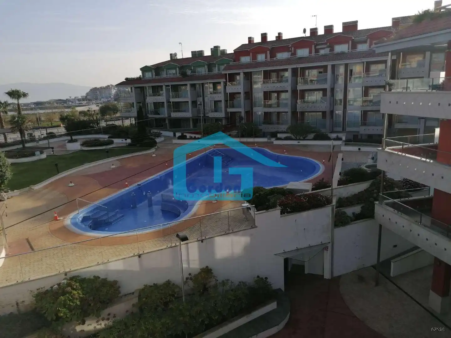 Swimming pool of Flat for sale in Sanxenxo  with Air Conditioner, Heating and Terrace