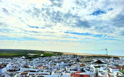 Exterior view of Attic for sale in Conil de la Frontera  with Terrace, Furnished and Balcony