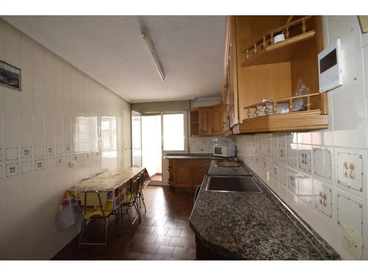 Cocina de Piso de alquiler en León Capital  con Calefacción, Terraza y Trastero