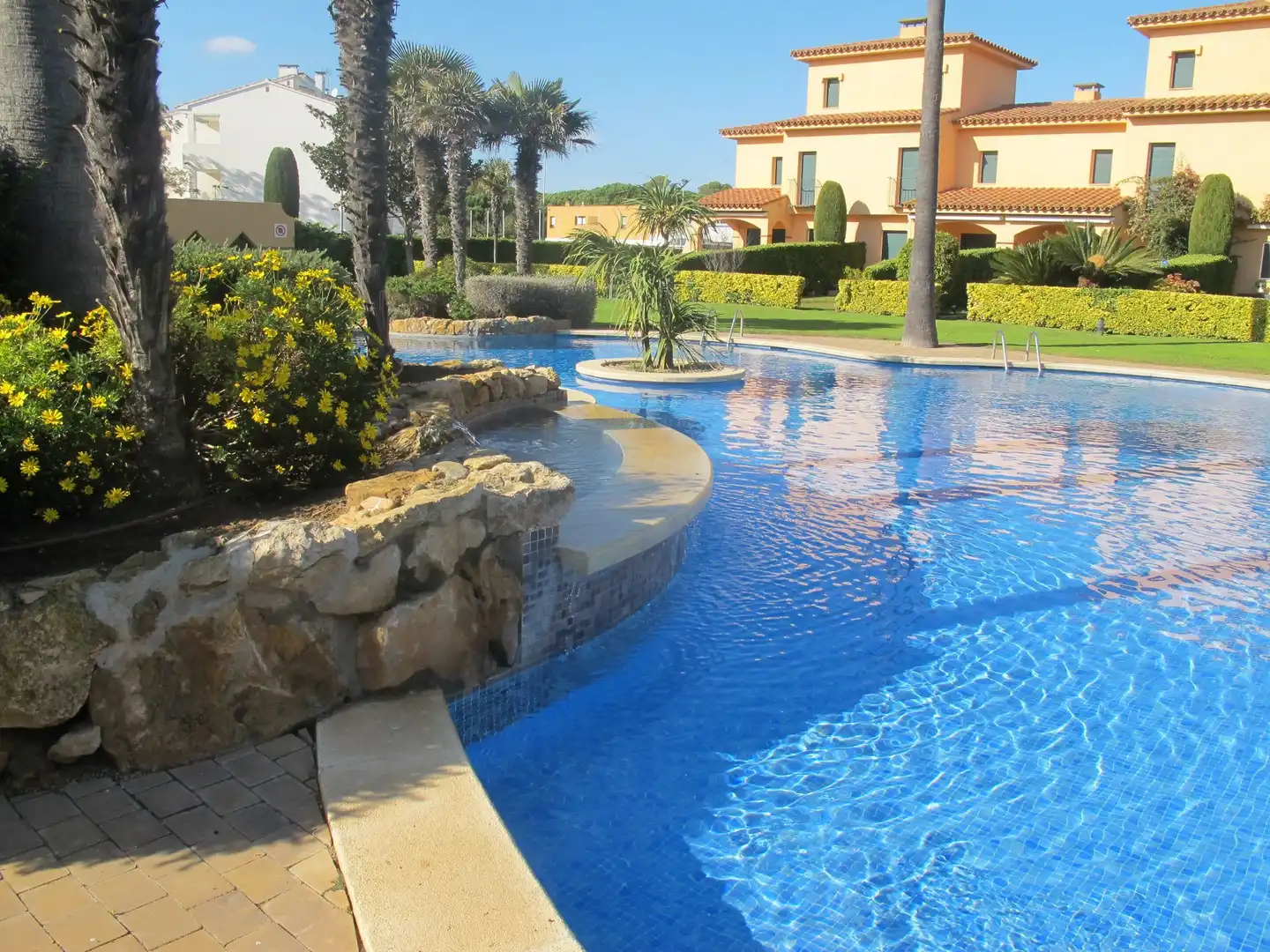 Piscina de Apartament en venda en Pals amb Calefacció, Jardí privat i Terrassa