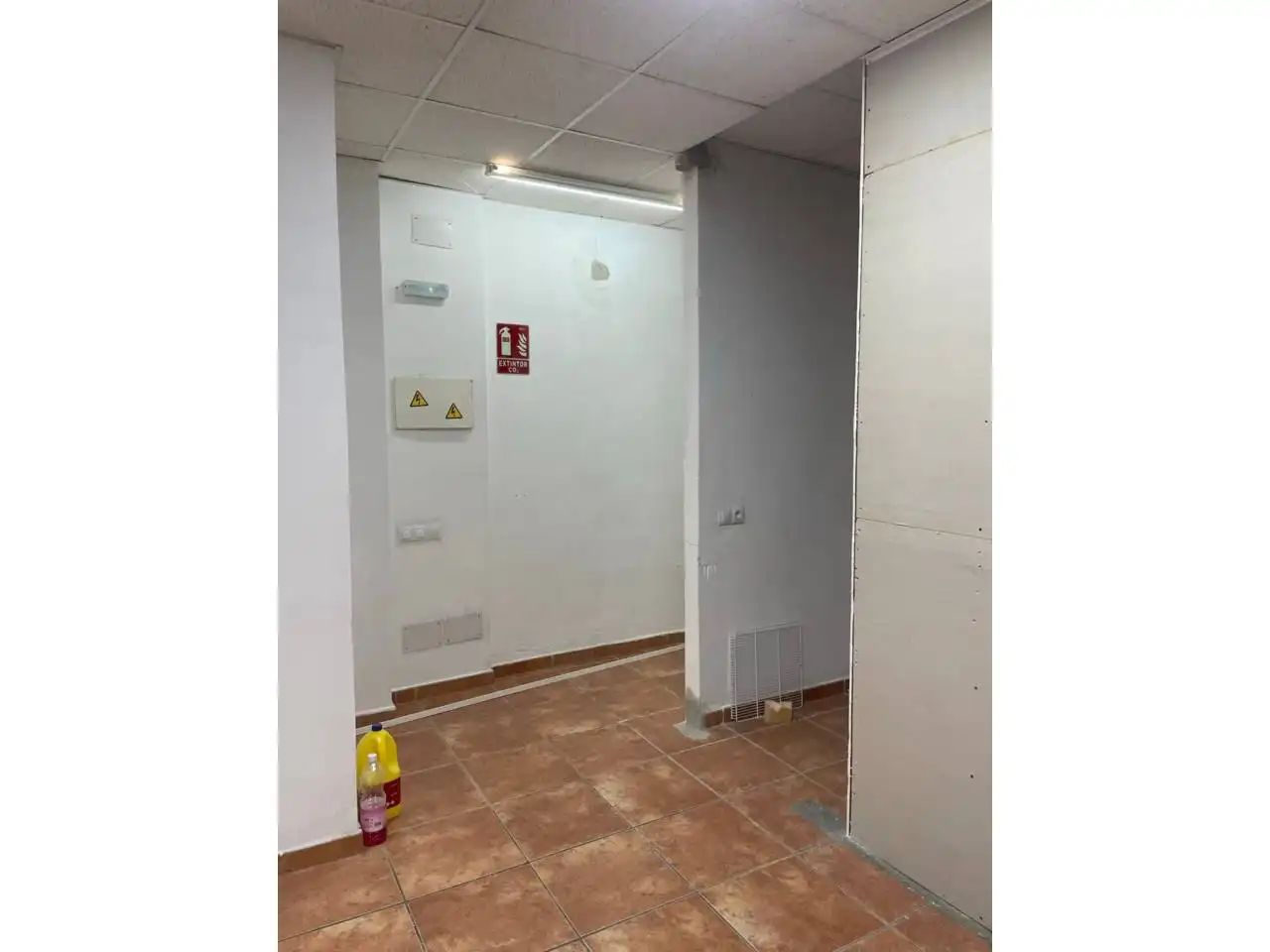 Locale commerciale in affitto a Prolongacion Av. San Lorenzo 1, imagen 3
