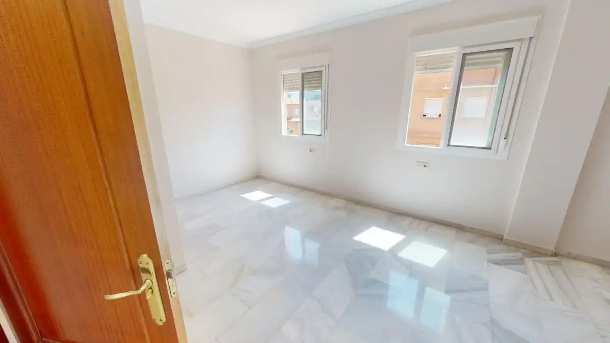 Bedroom of Flat for rent in Sevilla  with Air Conditioner, Heating and Terrace