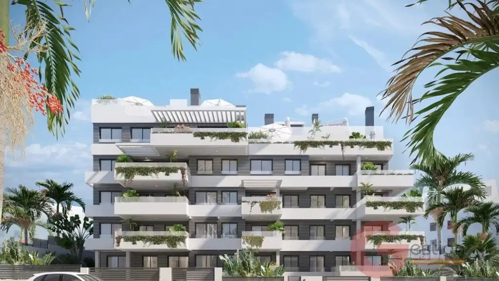 Apartament amb piscina en venda a Estepona Pueblo, imagen 2