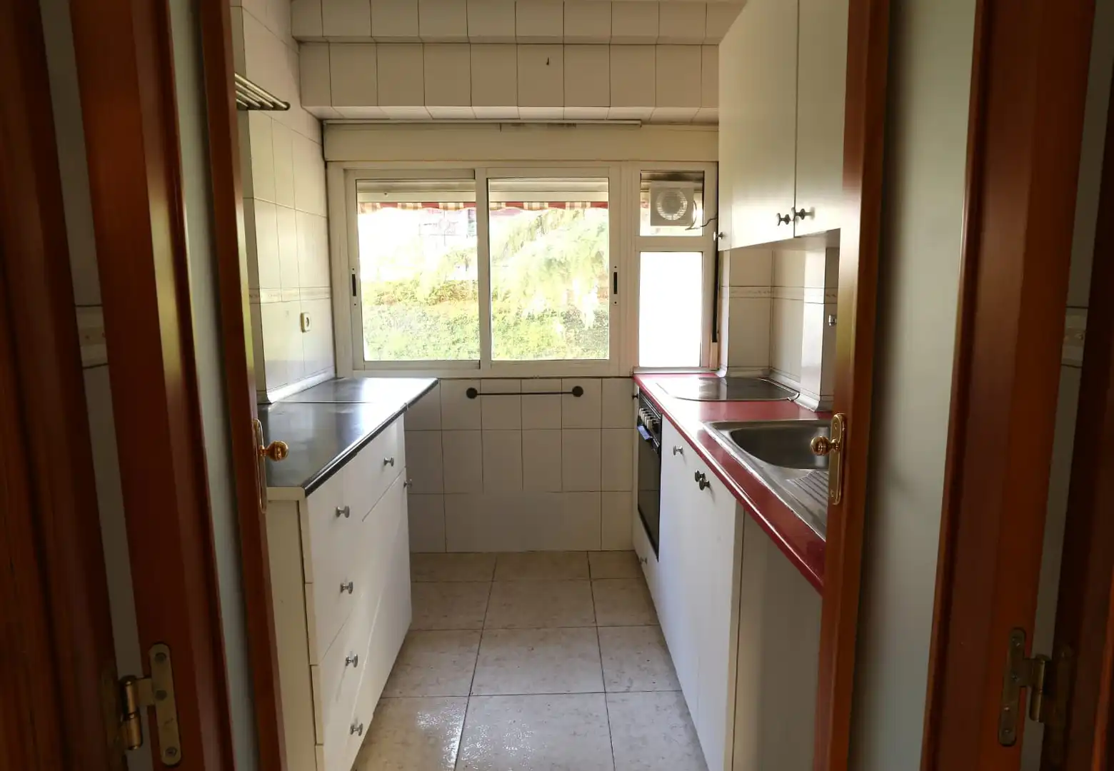 Flat with garden for sale in Calle Legión Macedónica, imagen 4