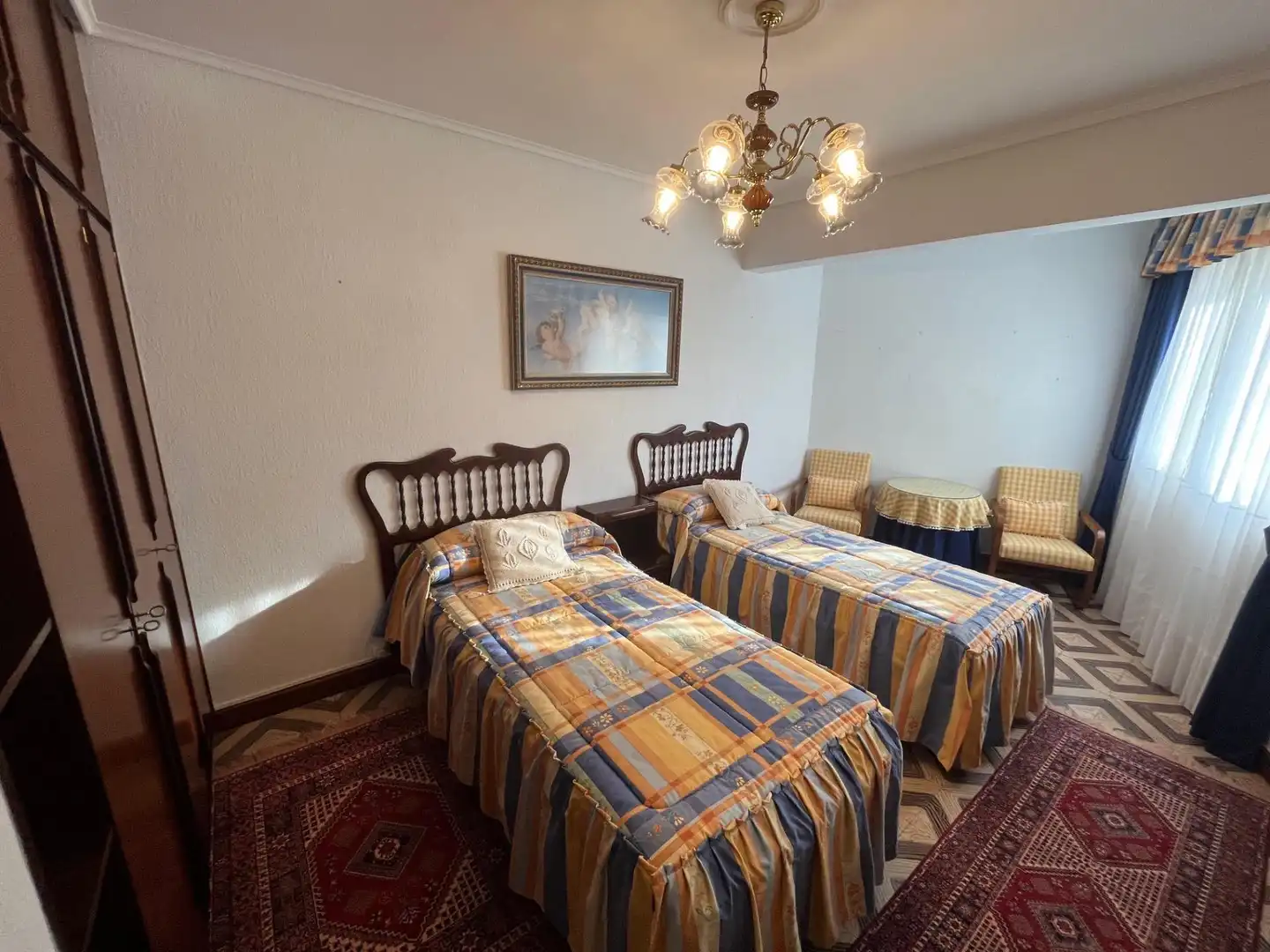 Habitación de Piso en venta en Colindres con Calefacción, Terraza y Amueblado