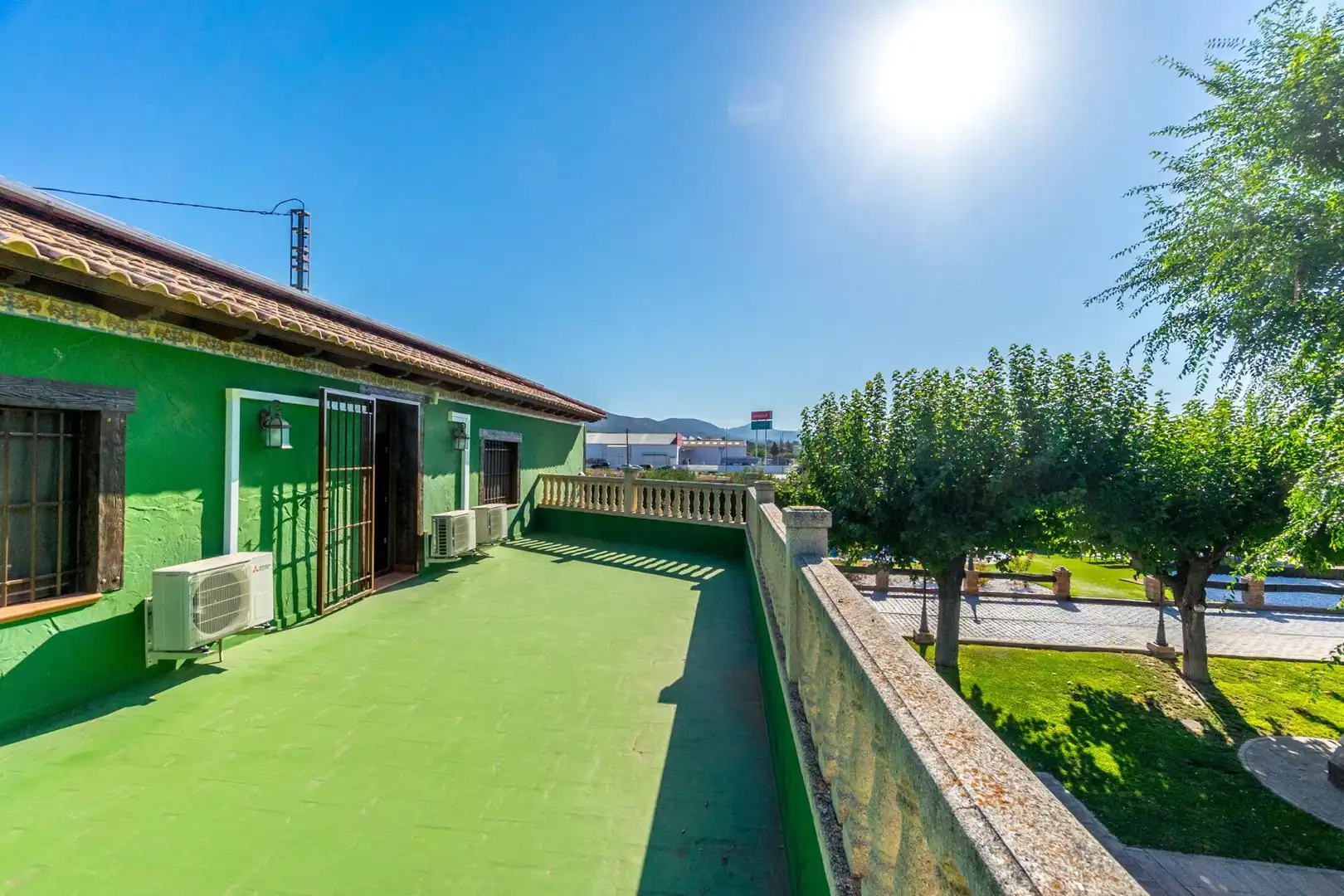 Detached house with pool to rent in Onil, imagen 37