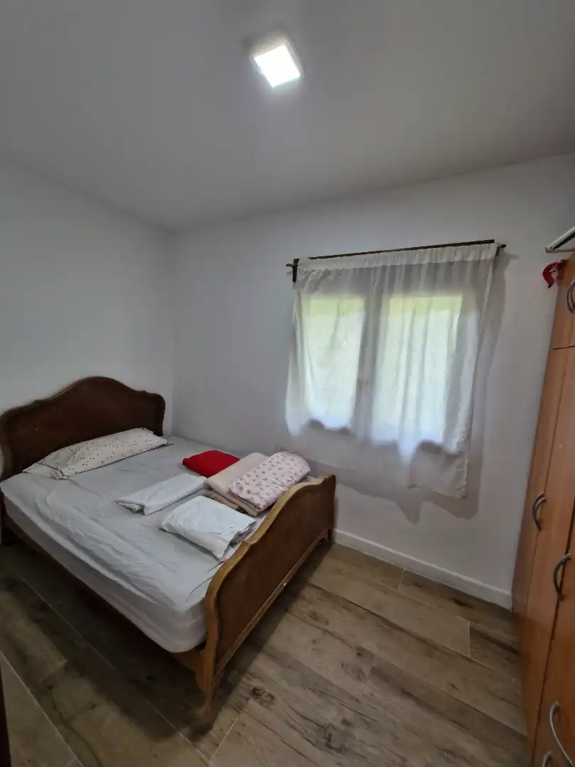 Schlafzimmer von Wohnung zur Miete in Alonsotegi mit Heizung, Möbliert und Ofen