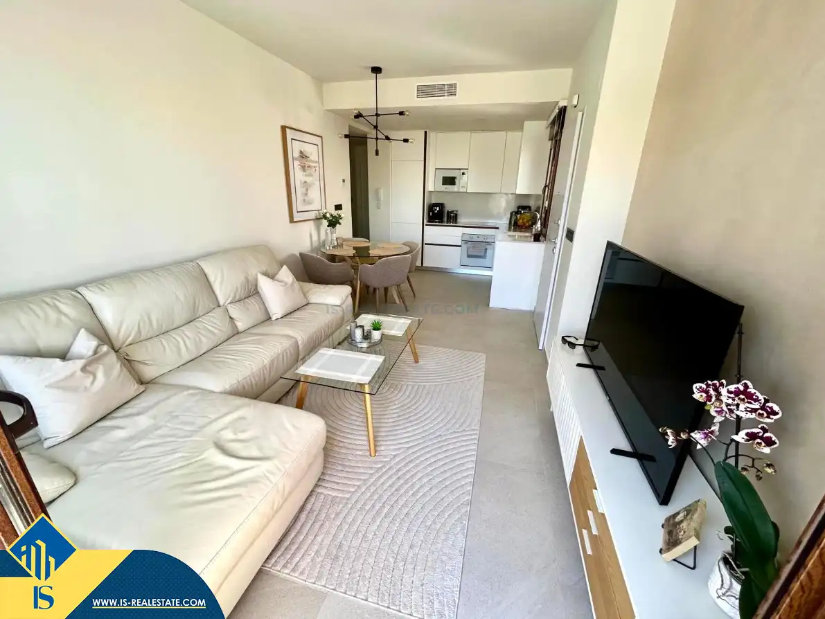 Bungalow con piscina en venta en Los Balcones - Los Altos, imagen 2