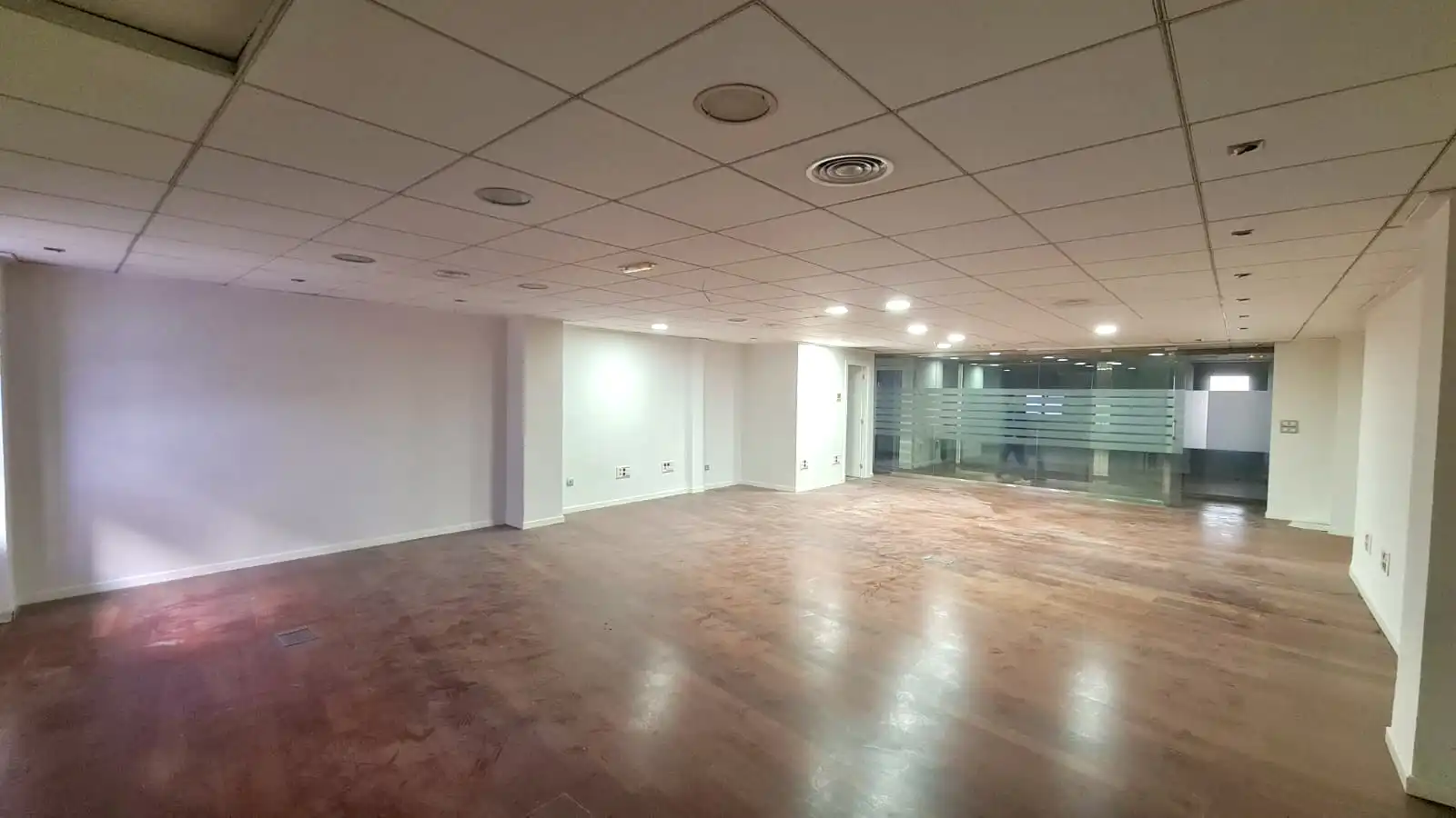 Büro mit Aufzug zur Miete in Plaza Trabajadores del Calzado 10, imagen 3
