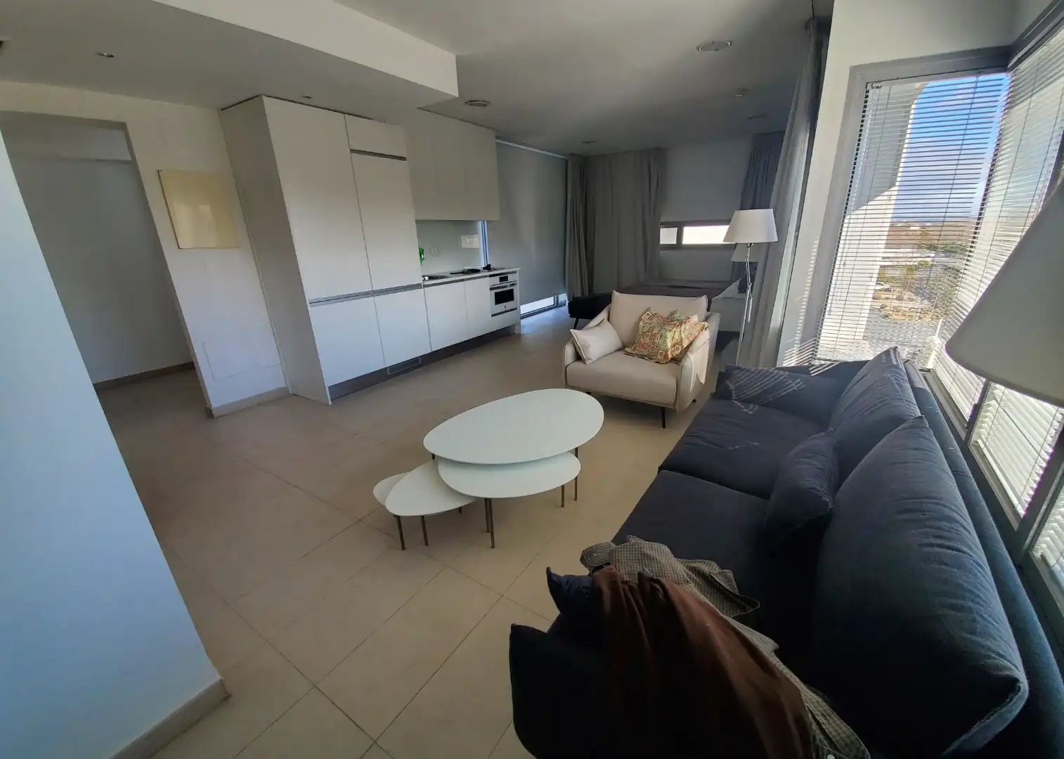 Sala de estar de Dúplex en venta en San Sebastián de los Reyes con Aire acondicionado, Calefacción y Terraza