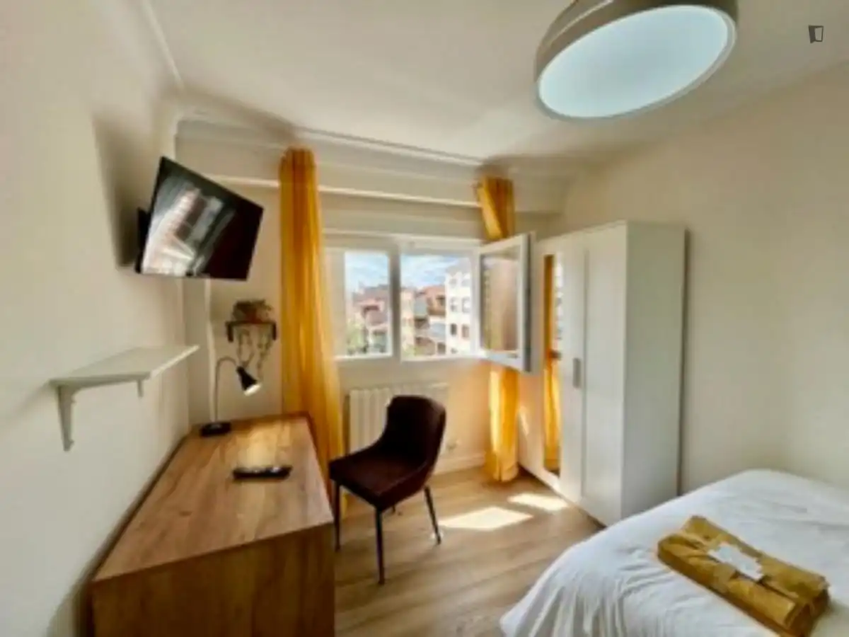 Habitación en Barrio del Ave