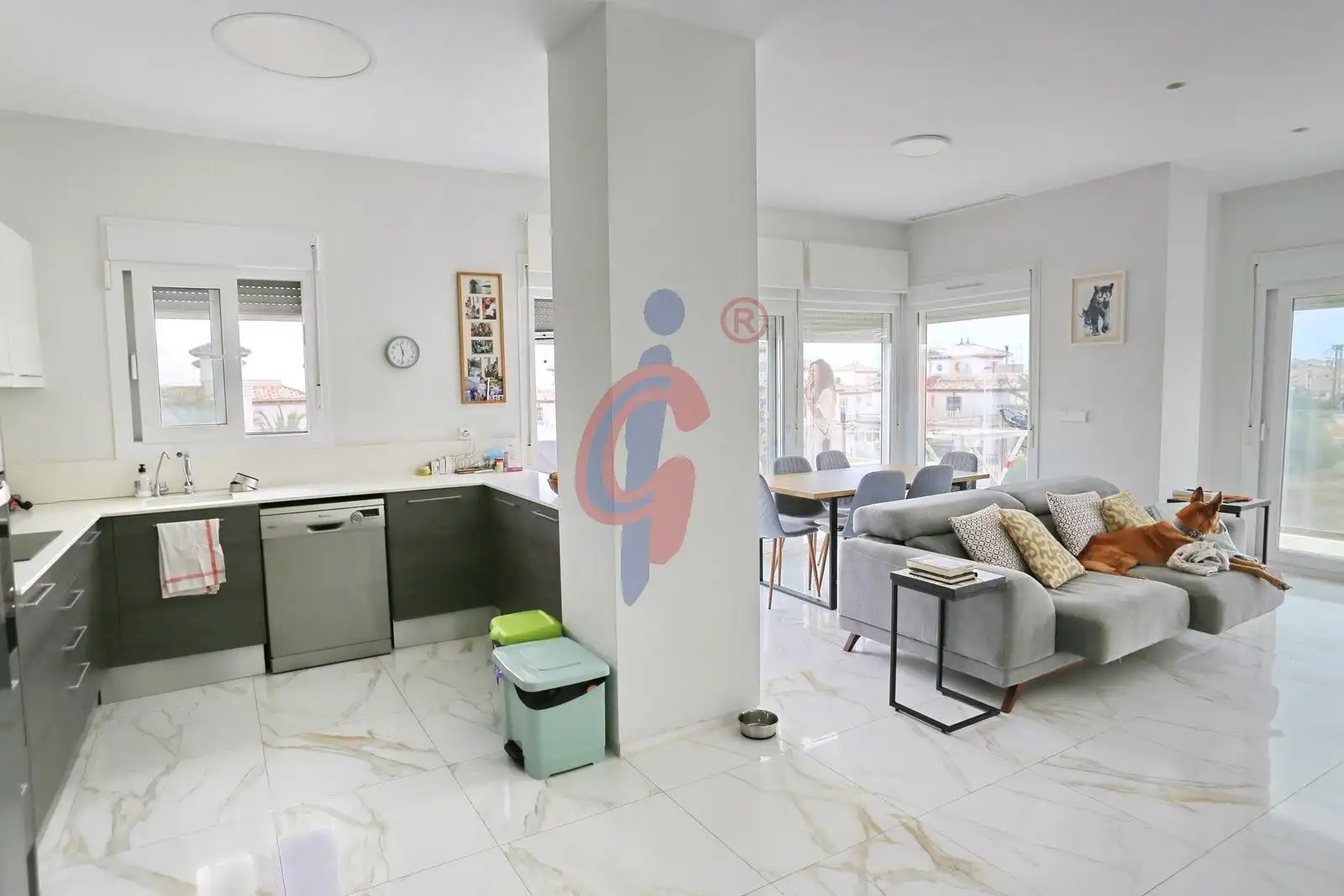Cocina de Apartamento en venta en La Marina