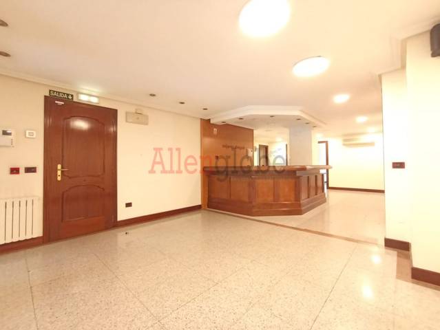 Oficina en Alquiler en Plaza de América en Plaza de América