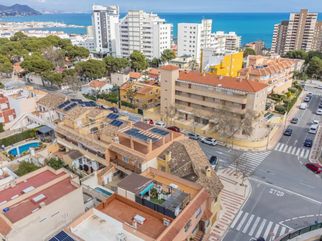 Houses for sale in Avenida Xixona, 28, Campello Playa