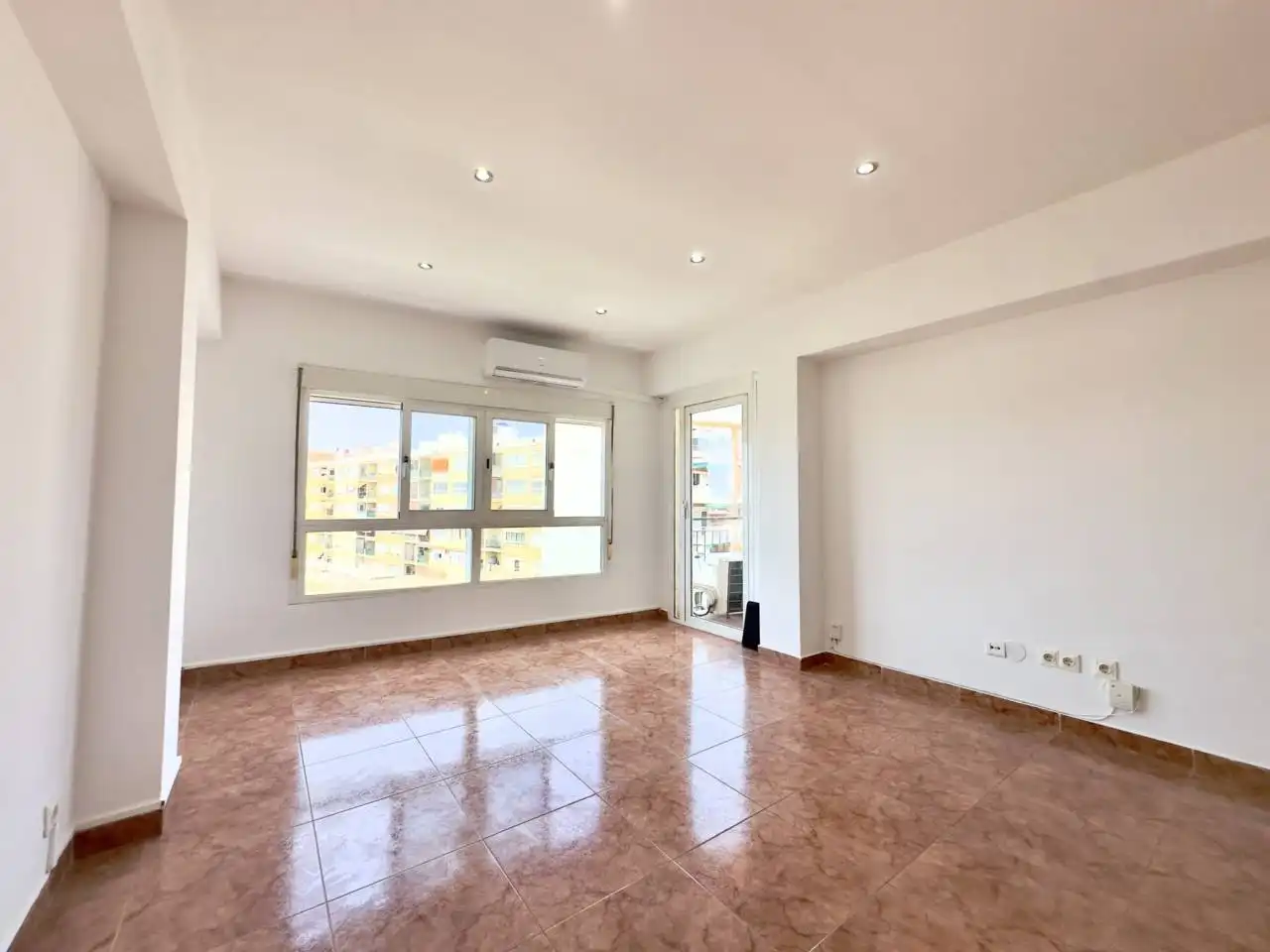 Terrasse von Wohnung zum Verkauf in  Palma de Mallorca mit Klimaanlage, Heizung und Balkon