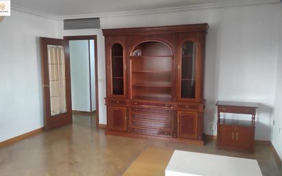 Living room of Flat for sale in Cáceres Capital  with Heating, Terrace and Storage room