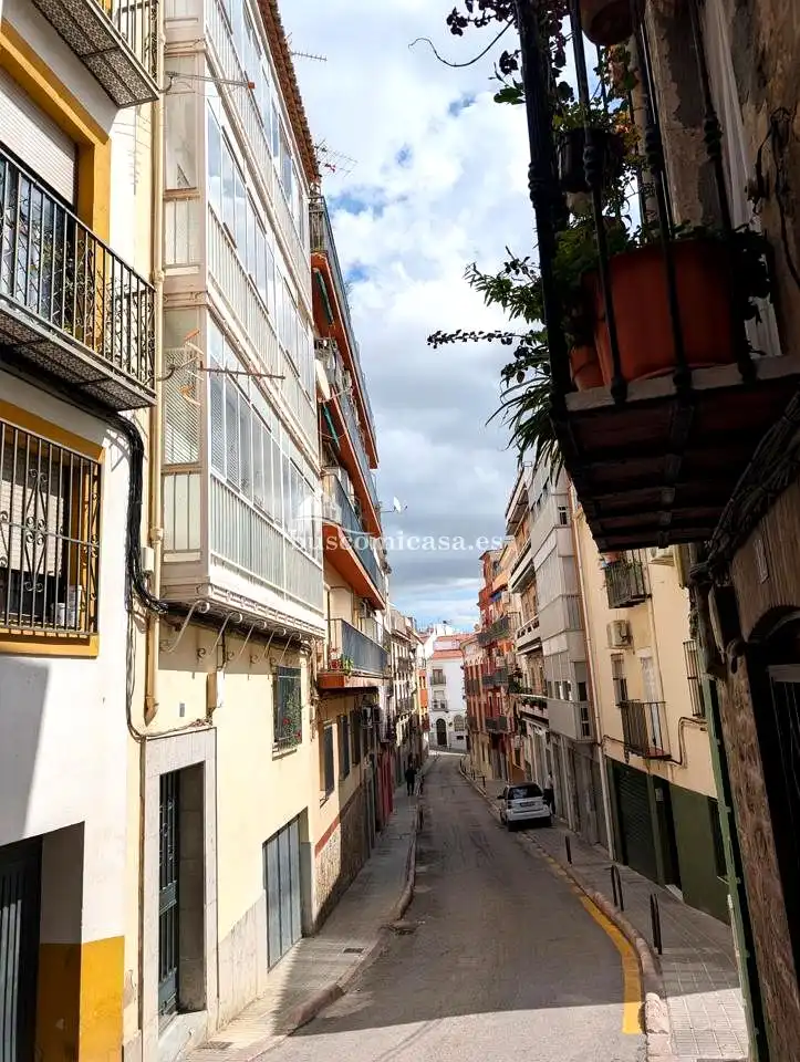Vista exterior de Piso en venta en Jaén con Balcón