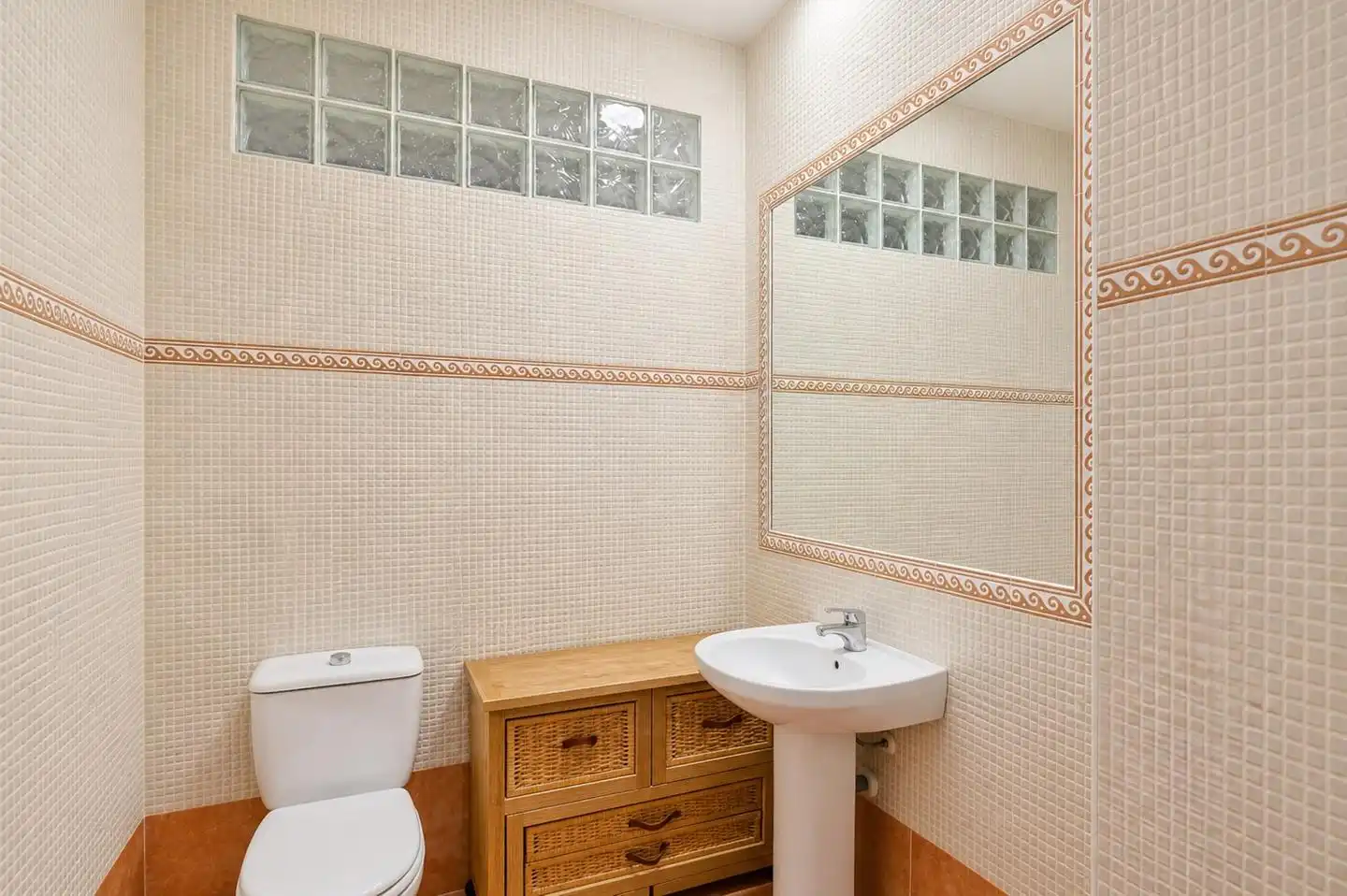 Bany de Apartament en venda en Almuñécar
