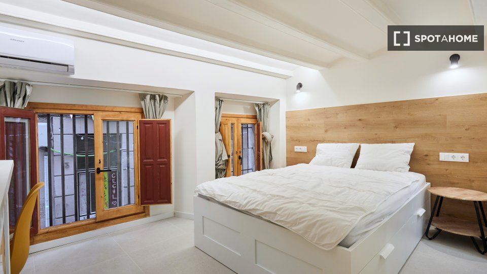 Bedroom of Flat to rent in  Barcelona Capital  with Air Conditioner, Heating and Furnished