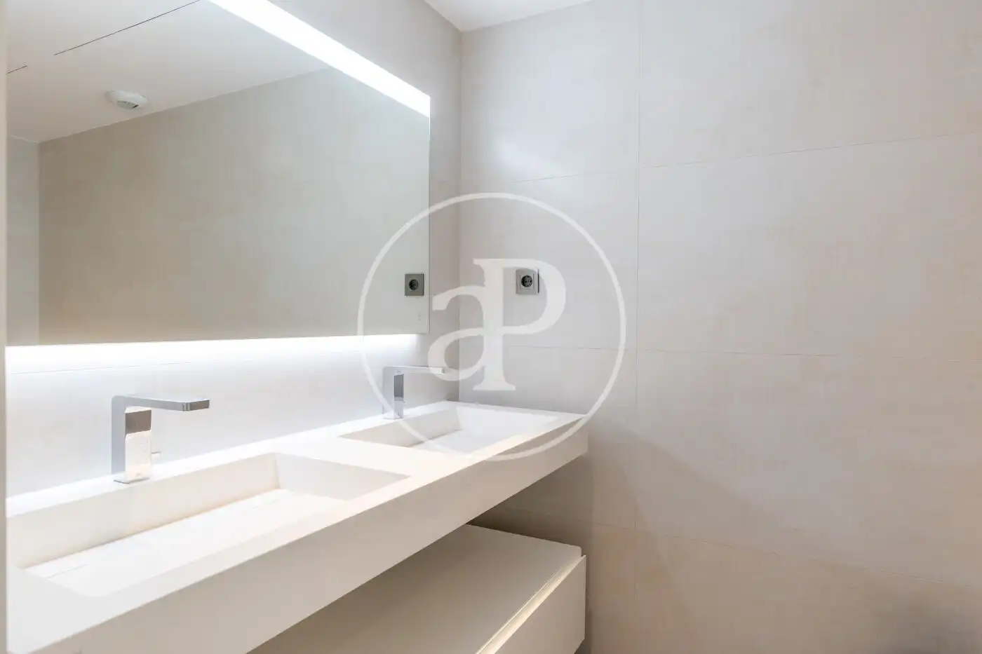 Ático de obra nueva con piscina en venta en Finestrelles, imagen 32