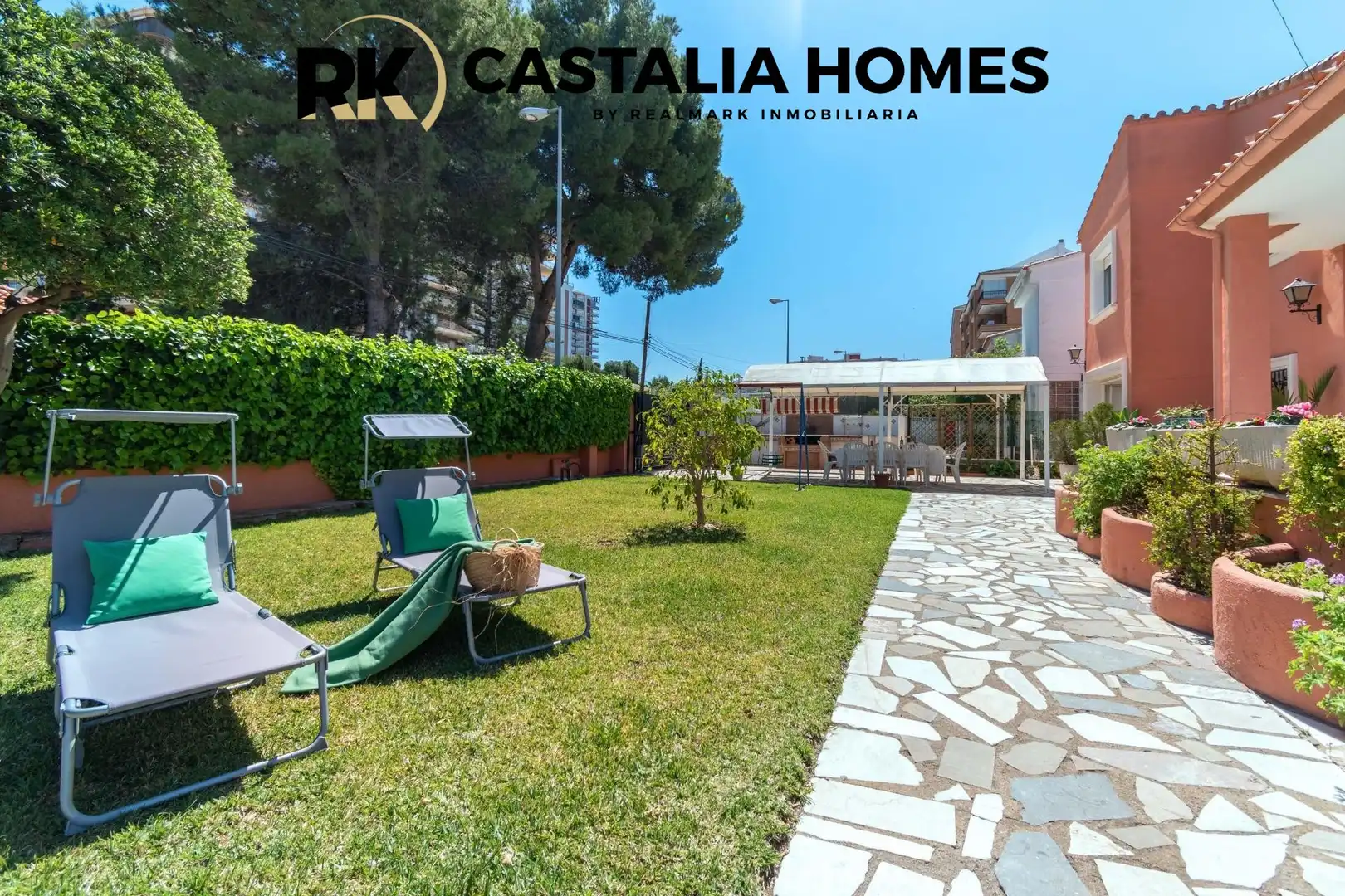 Vista exterior de Casa o chalet en venta en Benicasim / Benicàssim con Calefacción, Jardín privado y Terraza