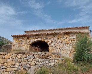 Vista exterior de Finca rústica en venda en Albocàsser amb Terrassa