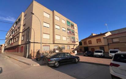 Vista exterior de Pis en venda en Madridejos amb Calefacció i Moblat