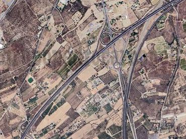 Terreny industrial en venda a E-15 725