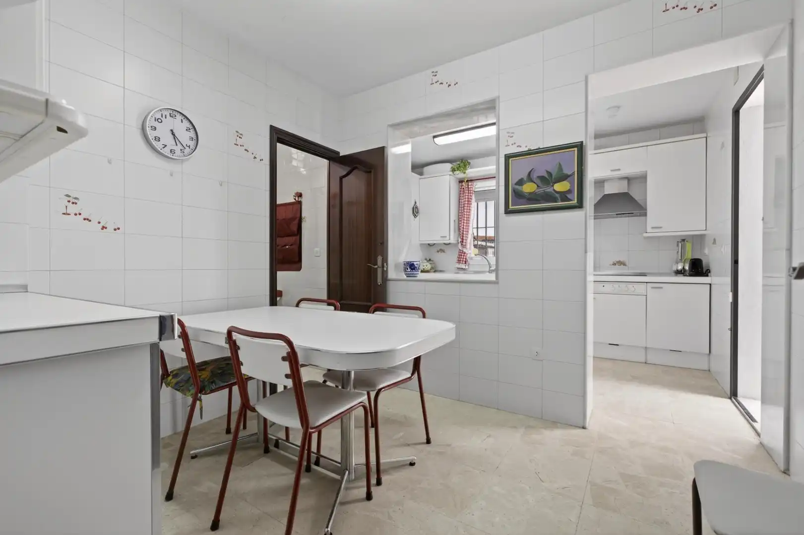Kitchen of Houses for sale in Sevilla  with Air Conditioner, Terrace and Balcony
