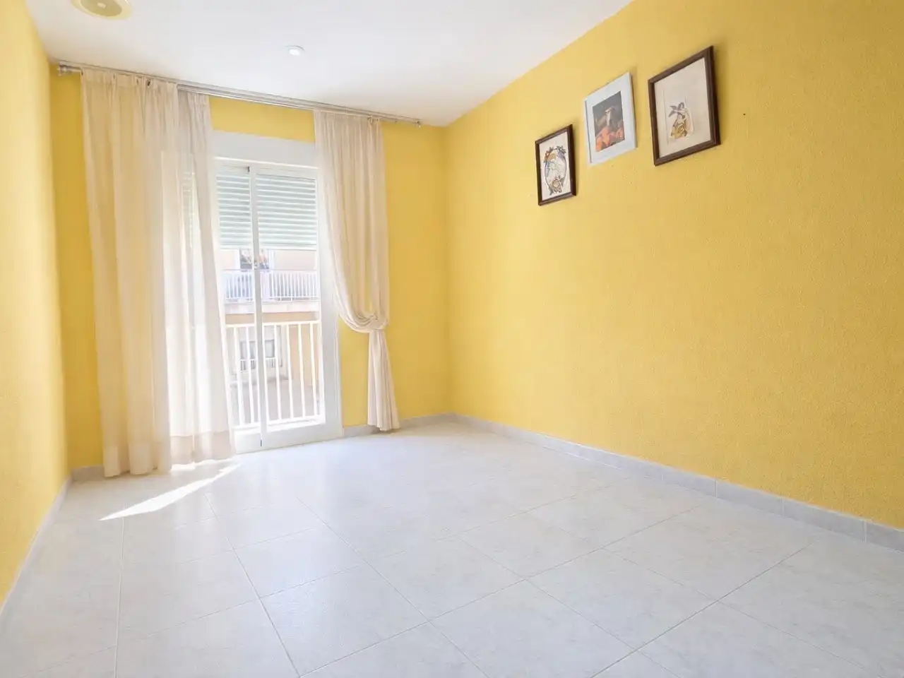 Piso en venta en Esperodion Portes Requesens 49, imagen 4