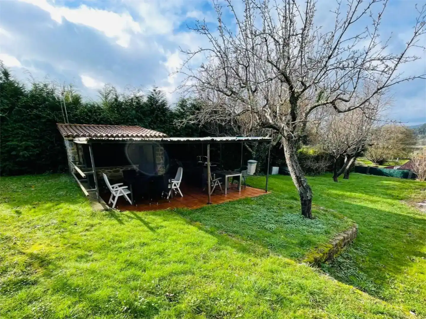 Terrassa de Casa o xalet en venda en Meis amb Jardí privat, Piscina i Moblat