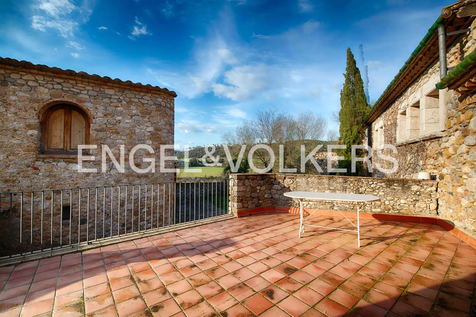 Terraza de Casa adosada en venta en Cabanelles con Calefacción, Jardín privado y Terraza