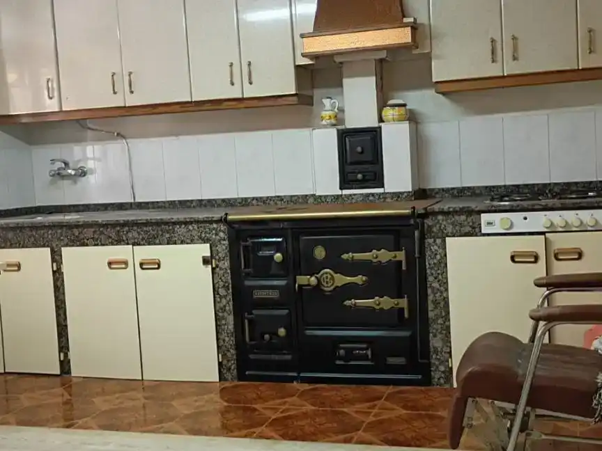 Cuina de Finca rústica en venda en Tineo