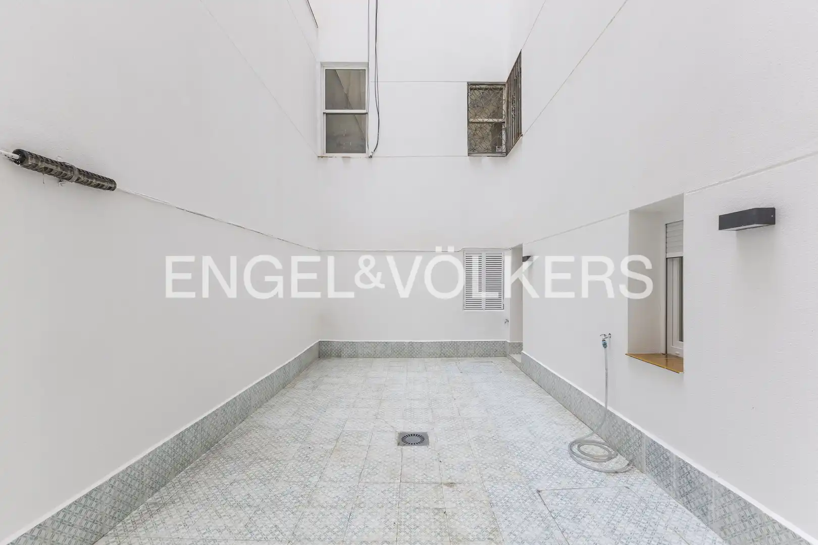 Wohnung zum Verkauf in Madrid mit Heizung und Möbliert