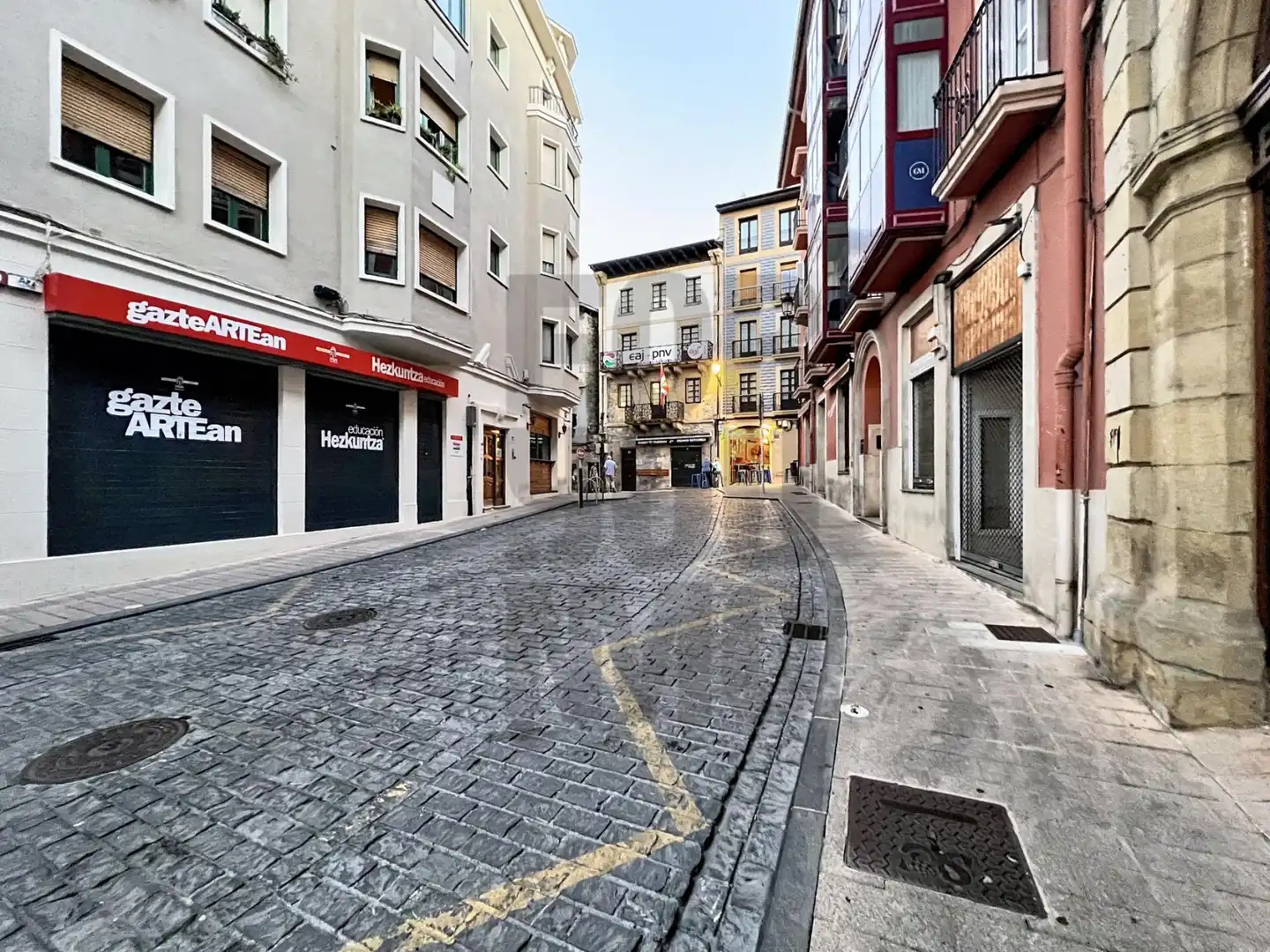 Exterior view of Apartments for sale in Irun   with Heating, Parquet flooring and Furnished