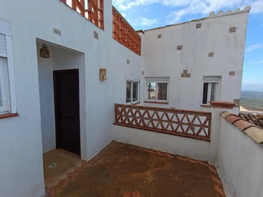Vista exterior de Casa o xalet en venda en Chilluévar amb Aire condicionat, Terrassa i Moblat