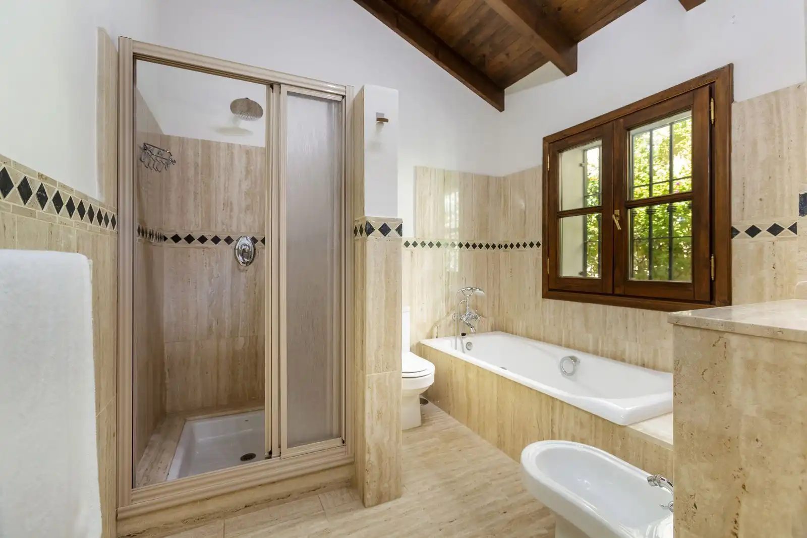 Baño de Casa o chalet en venta en Igualeja con Aire acondicionado, Jardín privado y Piscina