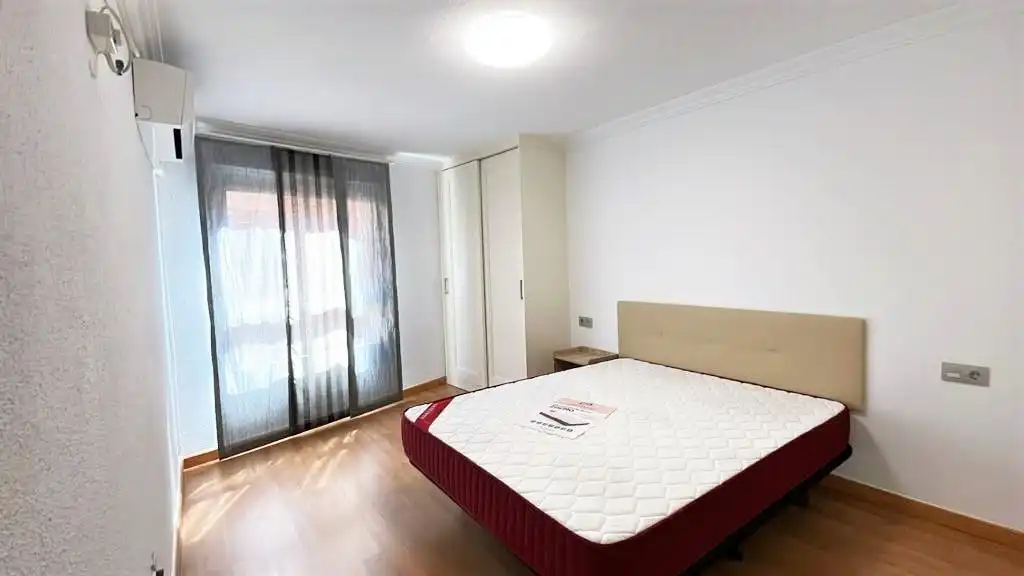 Habitación de Piso para compartir en Elche / Elx con Aire acondicionado y Amueblado
