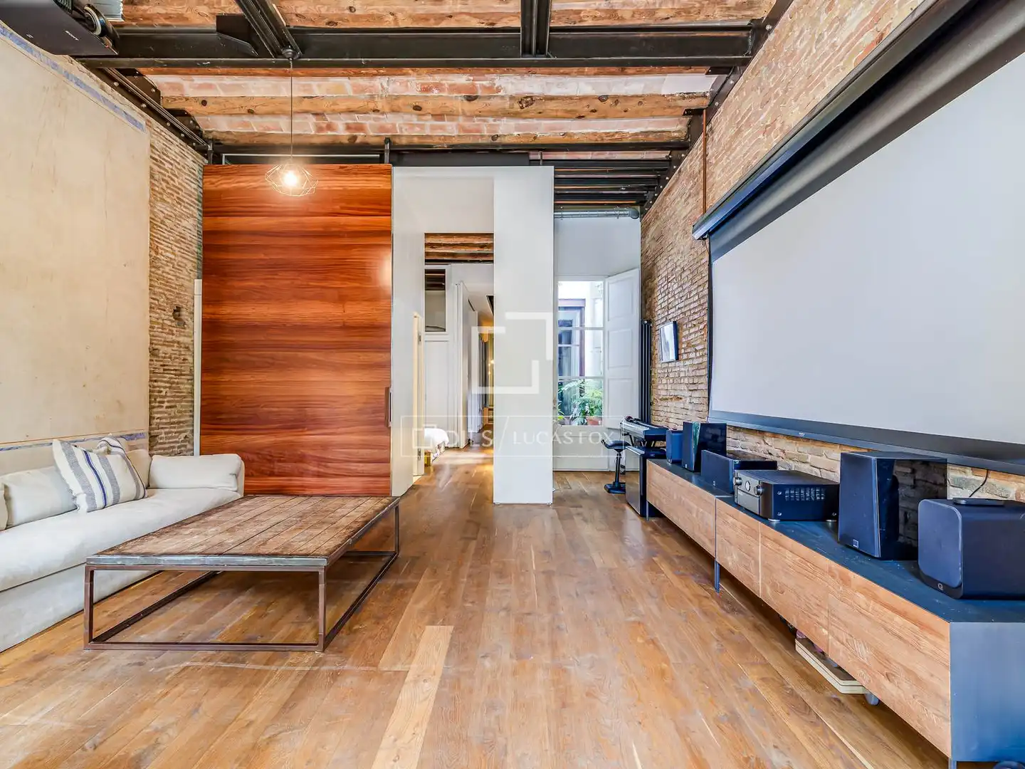 Sala de estar de Piso en venta en Barcelona con Aire acondicionado, Calefacción y Jardín privado
