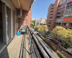 Vista exterior de Pis en venda en  Valencia Capital amb Aire condicionat, Calefacció i Terrassa
