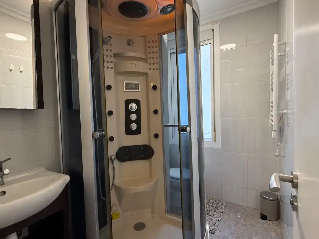 Badezimmer von Wohnung zur Miete in Ferrol