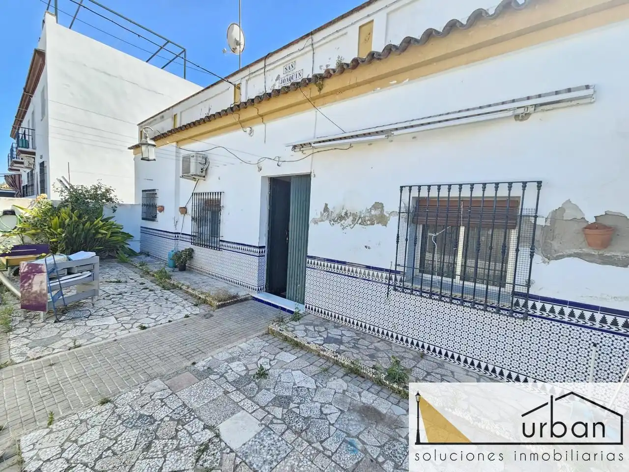 Vista exterior de Casa o chalet en venta en Chipiona con Aire acondicionado, Jardín privado y Trastero