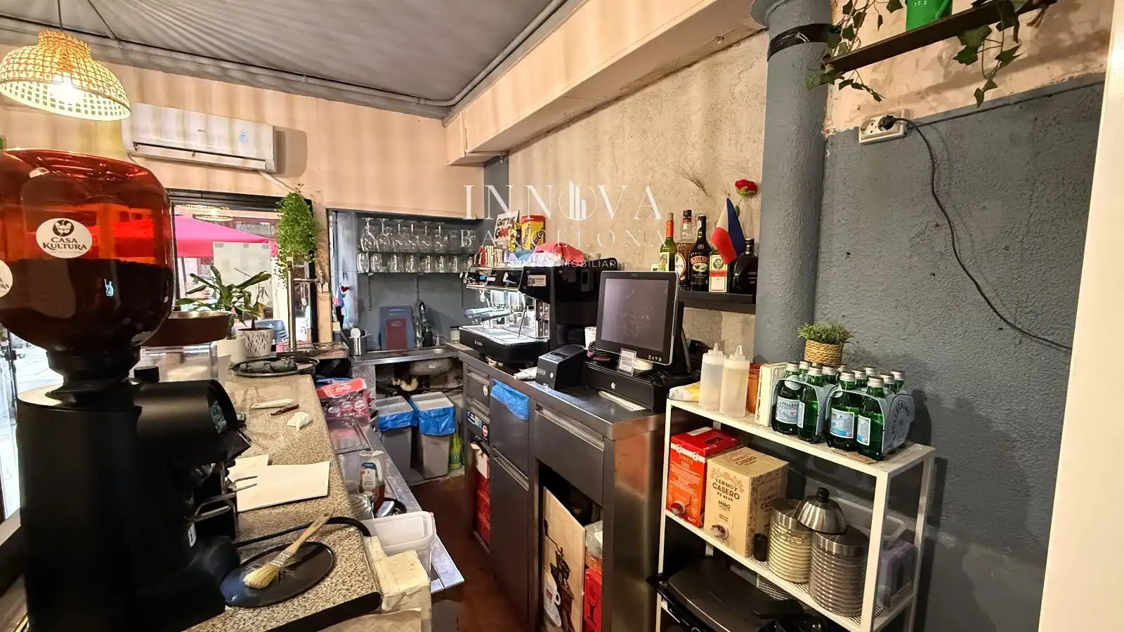 Local comercial en traspàs a Blai, imagen 3