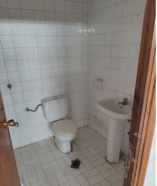 Bany de Local de lloguer en Badajoz