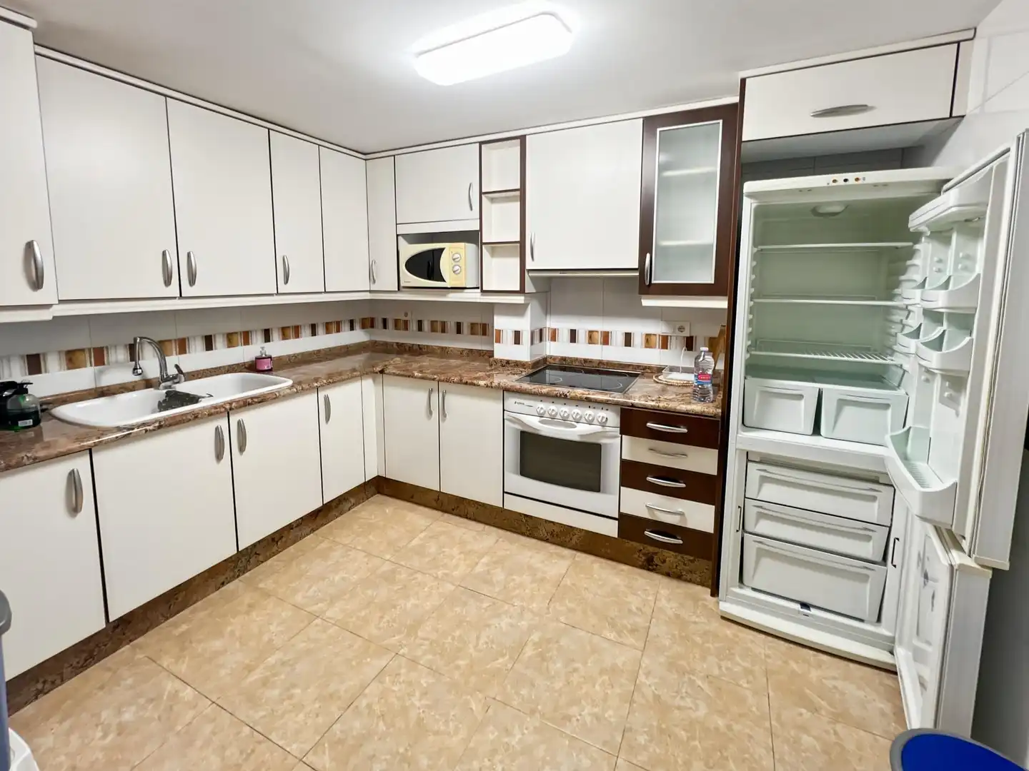 Piso con ascensor en venta en Sur, imagen 7