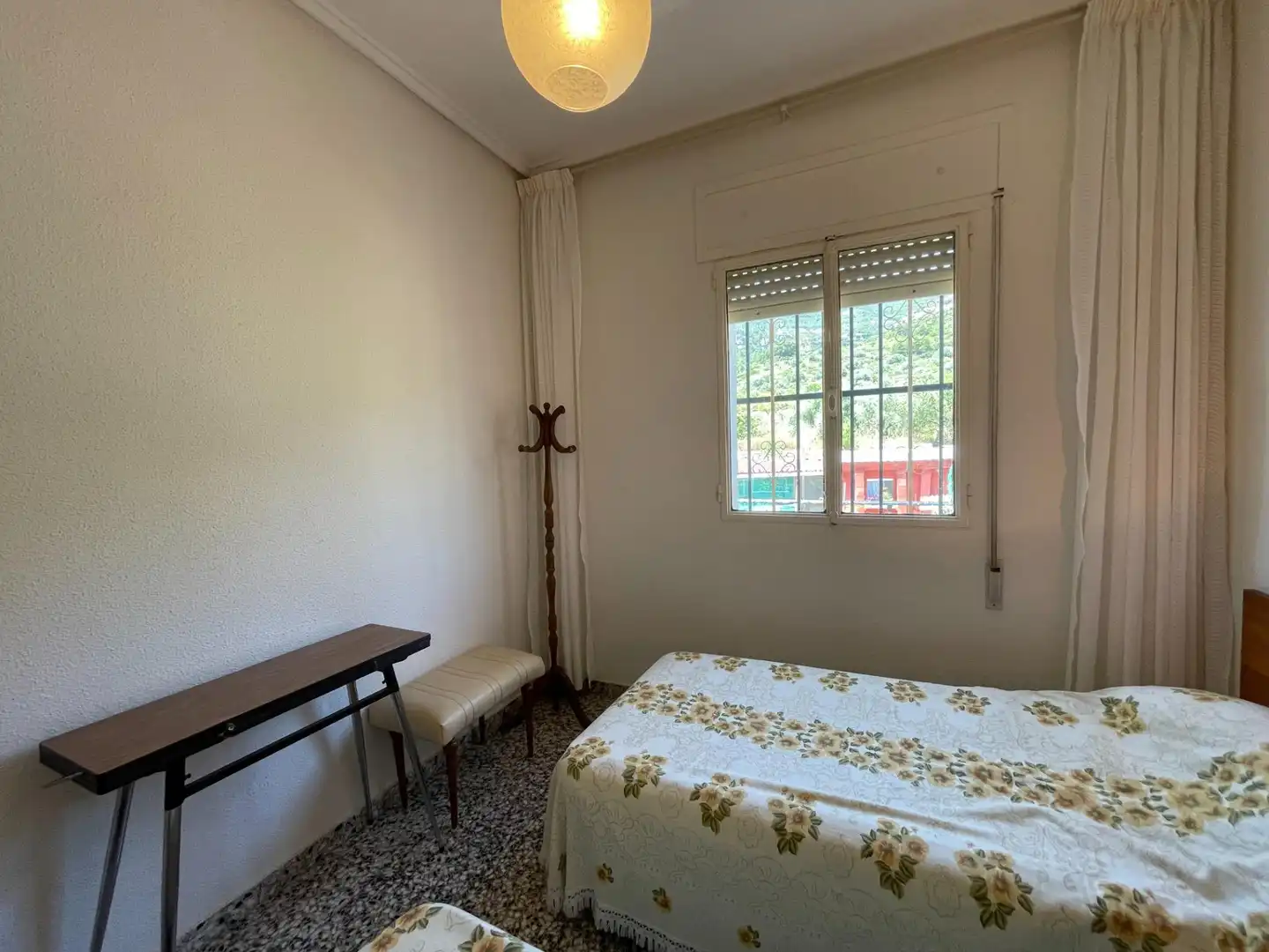 Habitación de Casa o chalet en venta en Chera con Terraza y Balcón