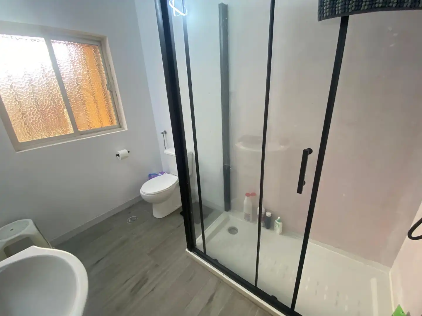 Baño de Finca rústica en venta en Villa del Prado con Calefacción y Terraza